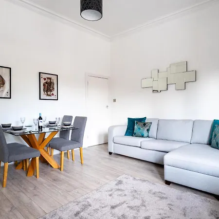 Tettenhall Lodge Apartment Wolverhampton Exterior photo